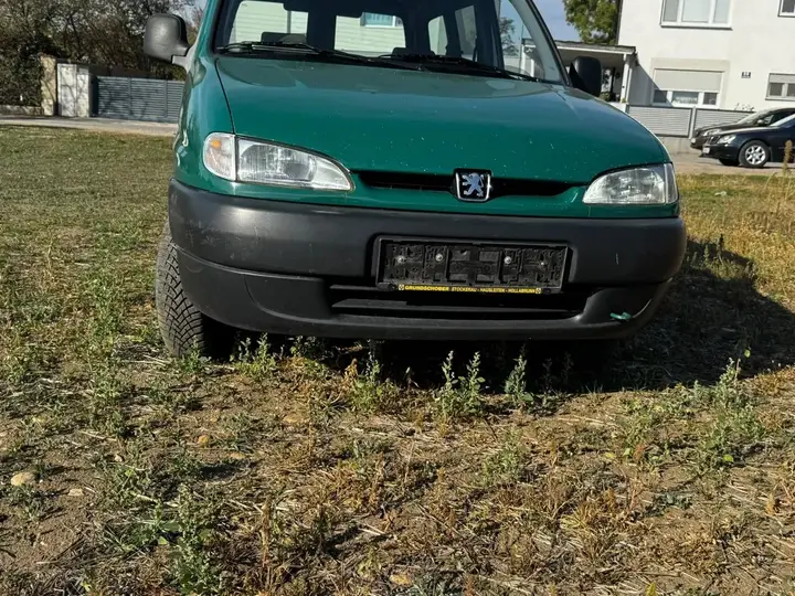Peugeot Partner 1996 photo 3