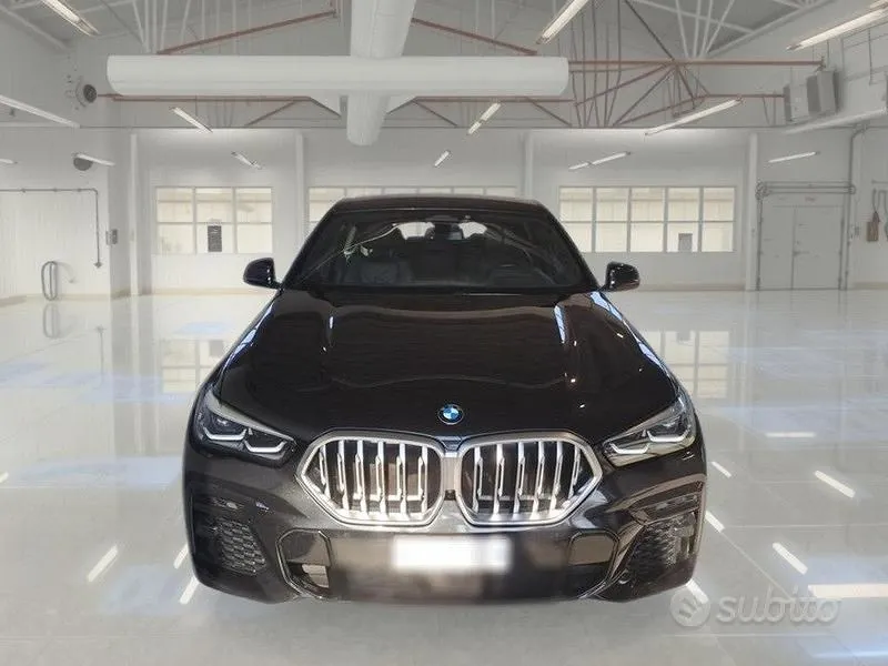 BMW X6 2023 photo 2