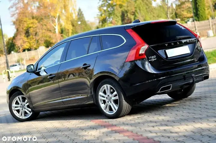 Volvo V60 2014 photo 4