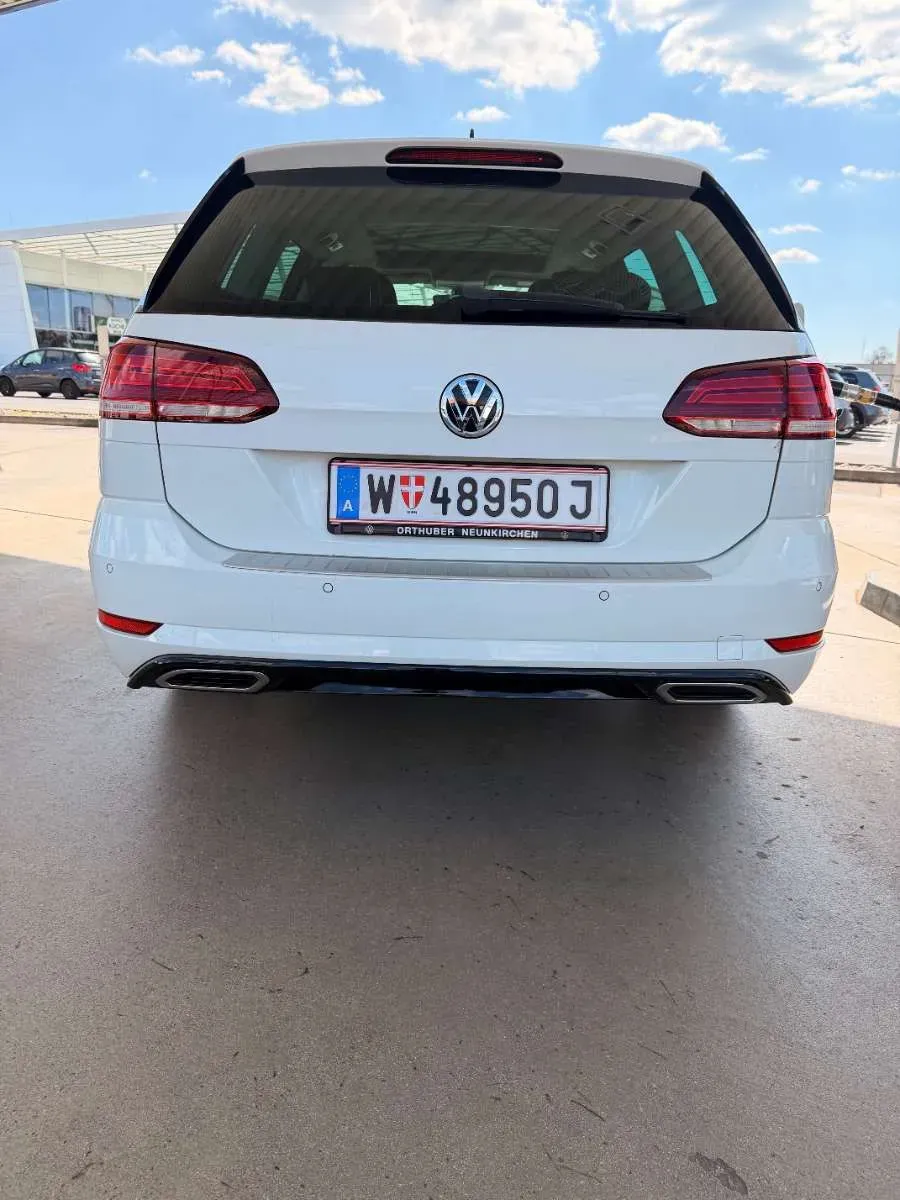 Volkswagen Golf 2018 photo 3