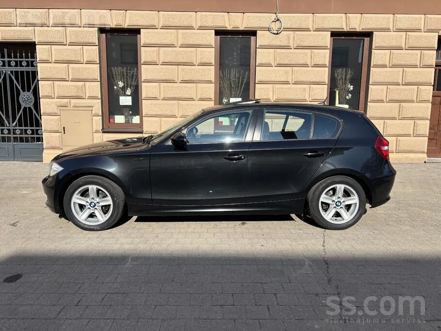 BMW 1 Series 2009 photo 4