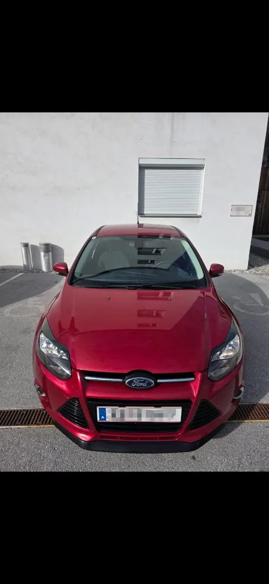 Ford Focus 2011 photo 2