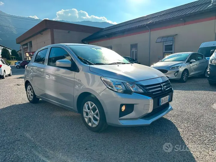 Mitsubishi Space Star 2023 photo 5