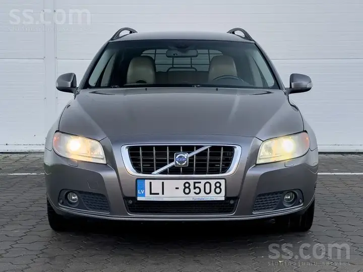 Volvo V70 2007 photo 5