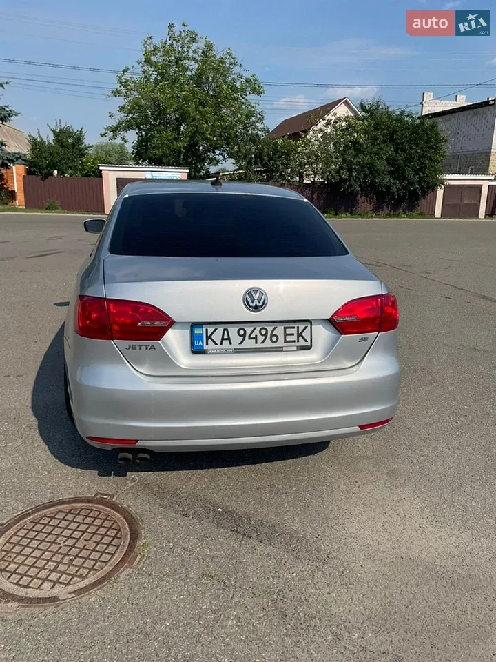Volkswagen Jetta 2013 photo 4