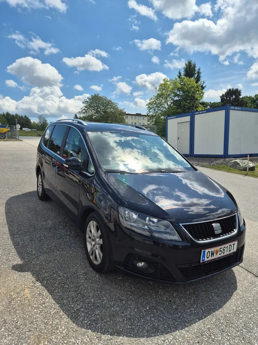 Seat Alhambra 2013 photo 2