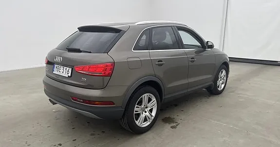 Audi Q3 2016 photo 3