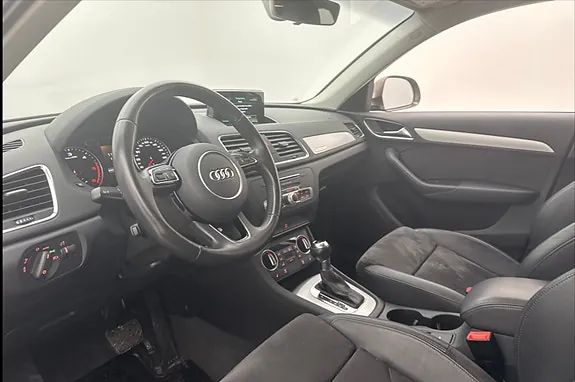 Audi Q3 2016 photo 5