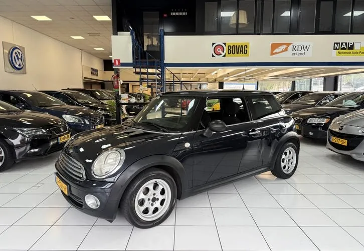 Mini One 2009 photo 2