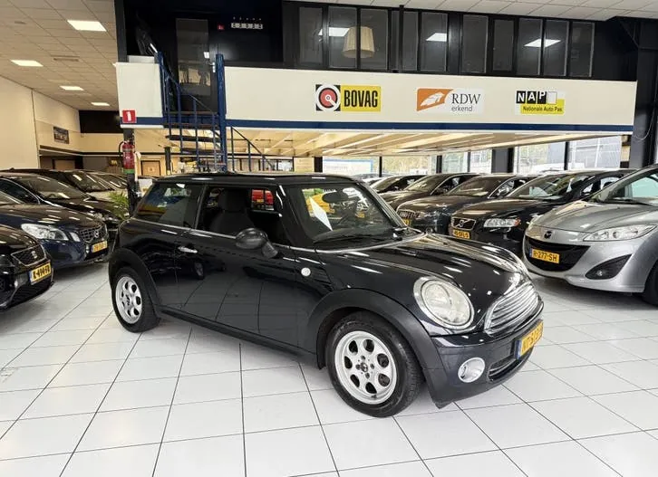 Mini One 2009 photo 3