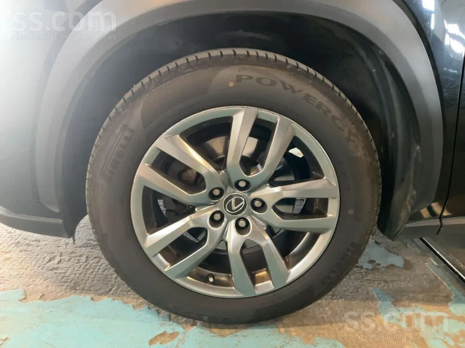 Lexus Nx 2017 photo 2