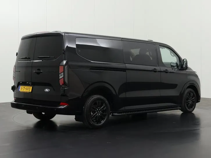 Ford Transit Custom 2025 photo 2