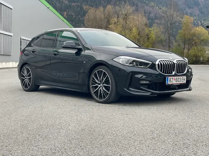 BMW 1 Series 2020 photo 2