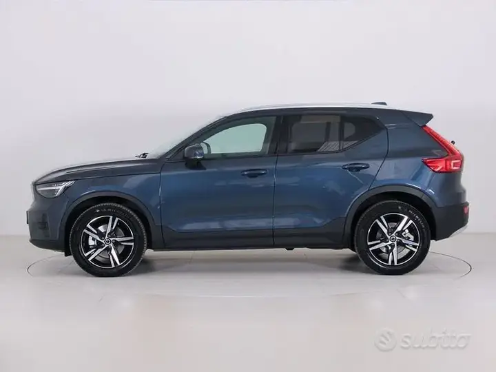 Volvo Xc40 2026 photo 2