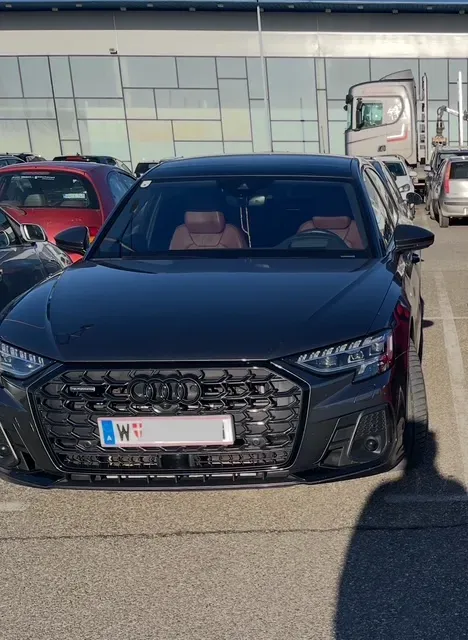 Audi A8 2024 photo 3
