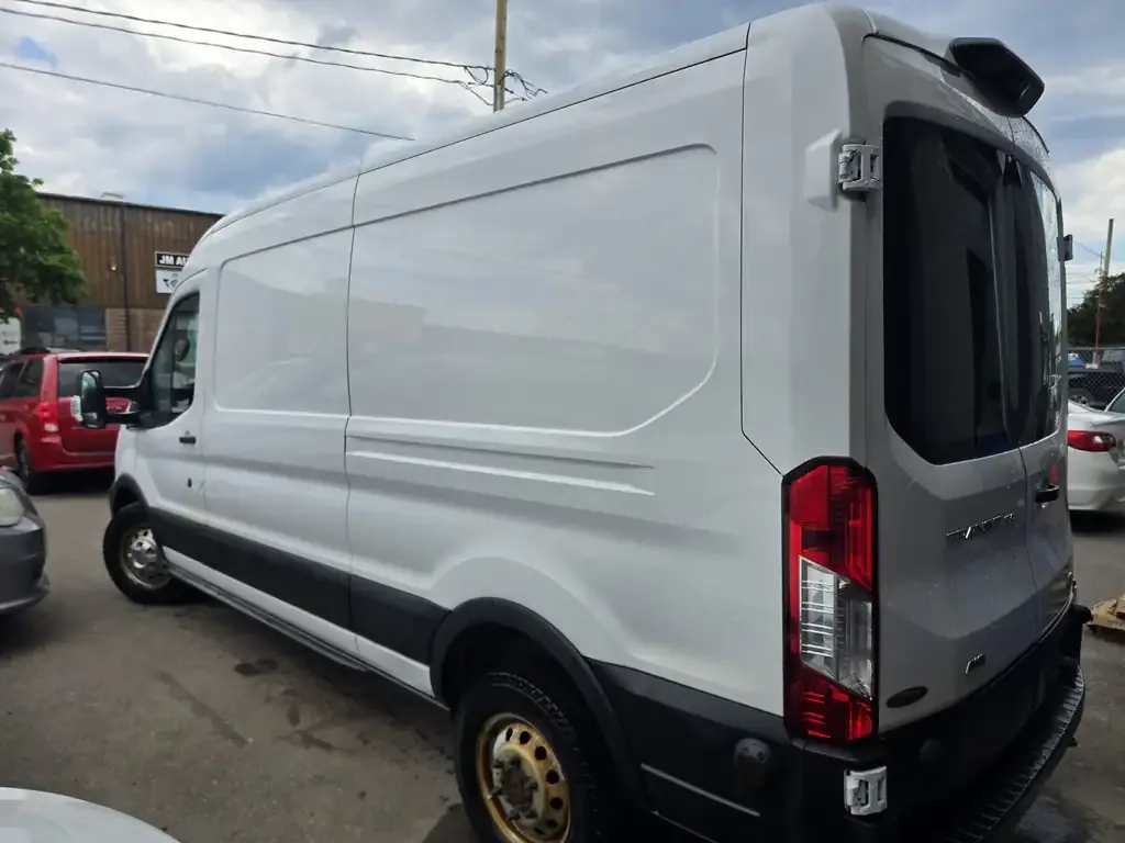 Ford Transit Cargo Van 2020 photo 5