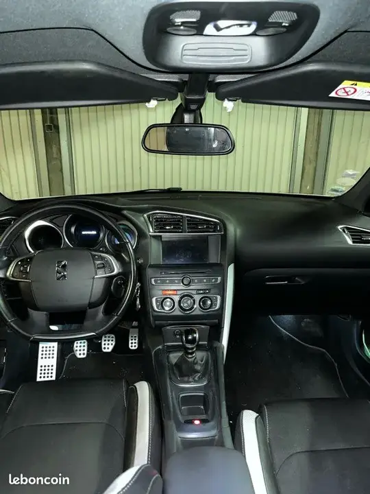 Citroen Ds4 2015 photo 2