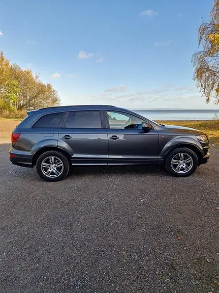 Audi Q7 2013 photo 5