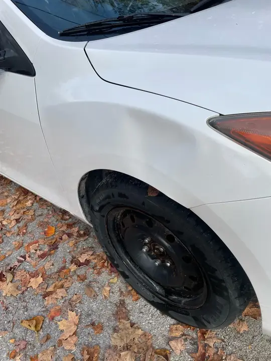 Mazda 3 2011 photo 5