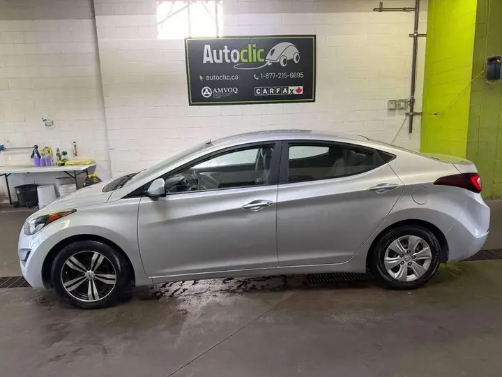 Hyundai Elantra 2016 photo 2