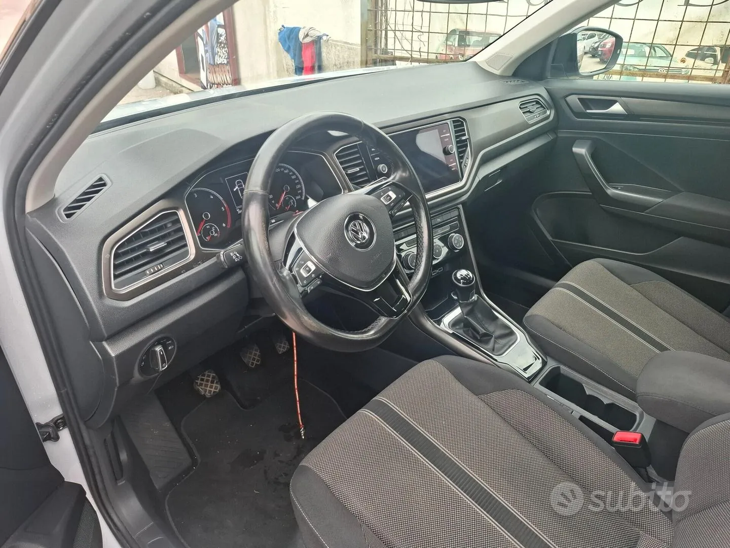 Volkswagen T-Roc 2019 photo 4