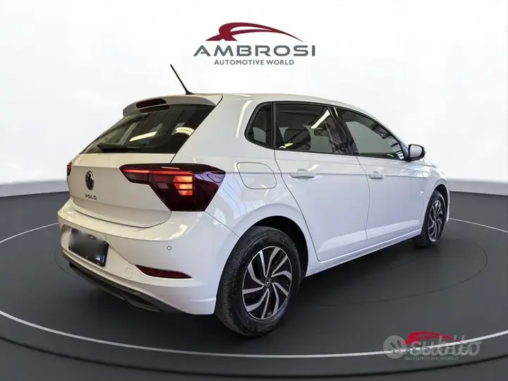 Volkswagen Polo 2021 photo 3
