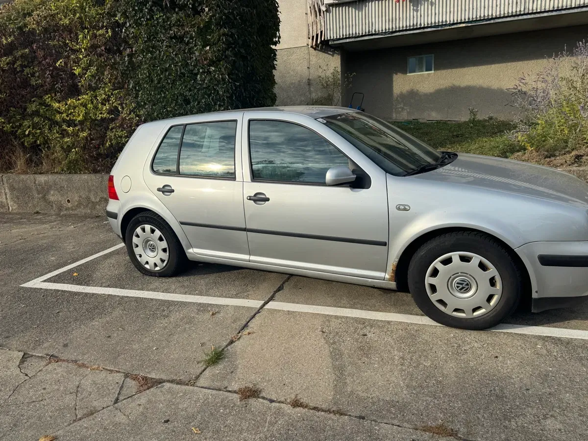 Volkswagen Golf 2006 photo 2