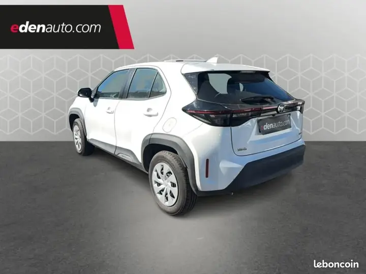 Toyota Yaris Cross 2025 photo 3