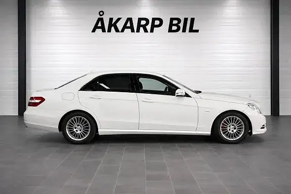 Mercedes-Benz E 200 2012 photo 3