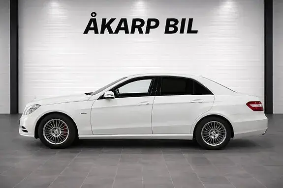 Mercedes-Benz E 200 2012 photo 4