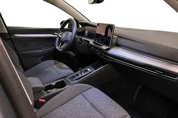 Volkswagen Golf I 2025 photo 5