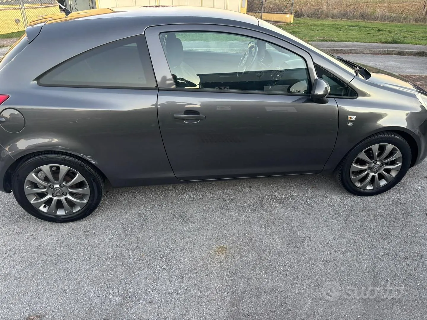 Opel Corsa 2010 photo 5