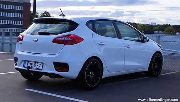 Kia Ceed 2018 photo 4