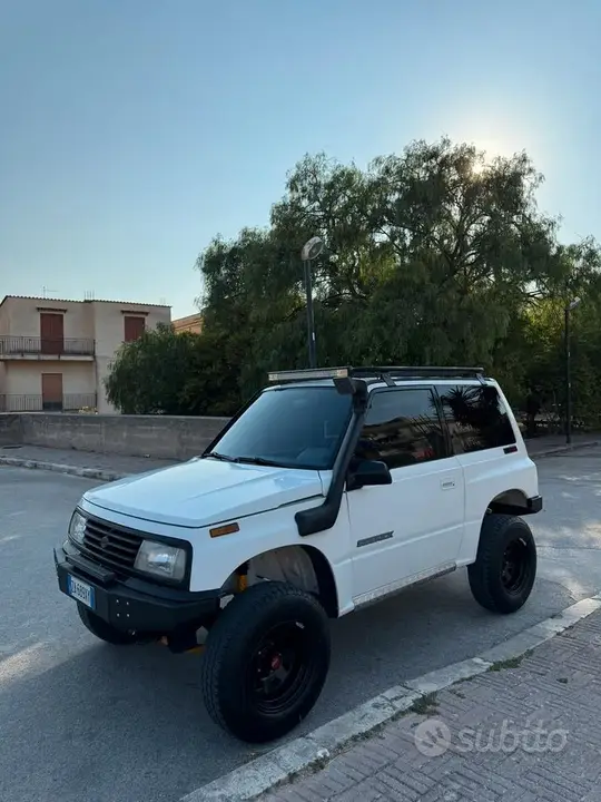 Suzuki Vitara 1991 photo 4