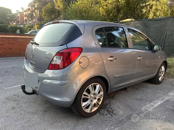 Opel Corsa 2007 photo 2