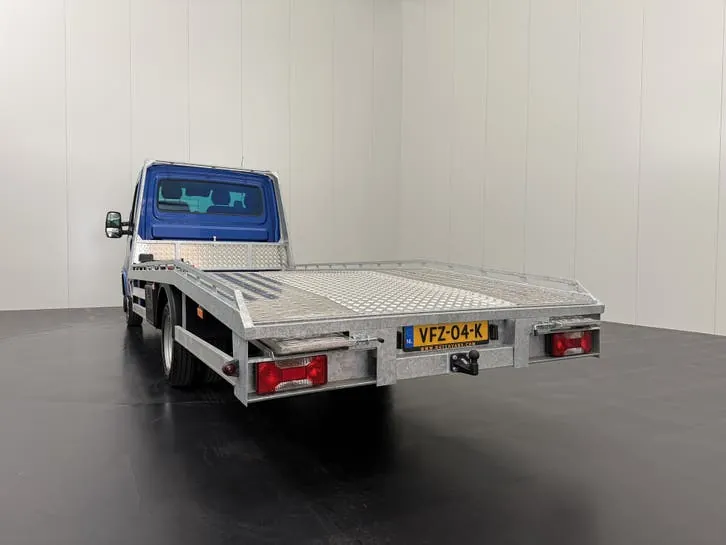 Iveco Daily 2020 photo 2