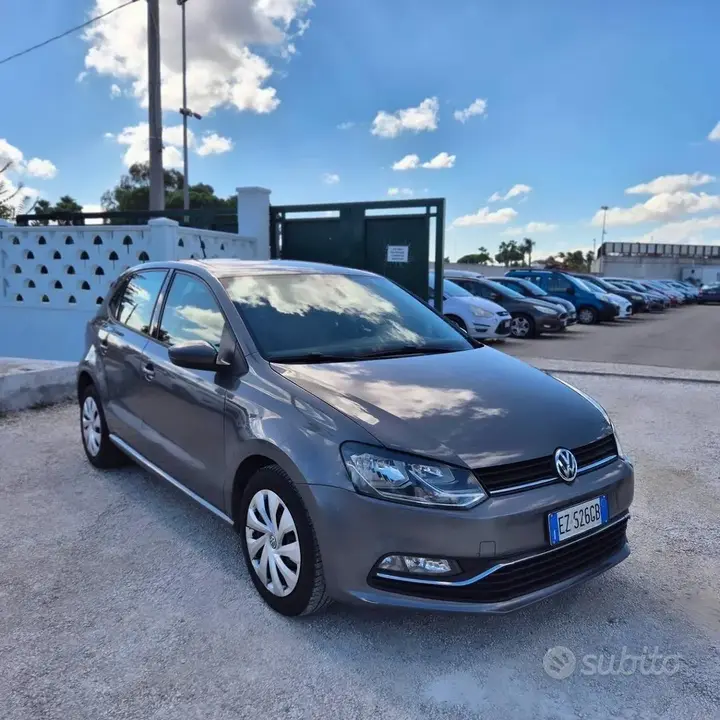 Volkswagen Polo 2015 photo 2