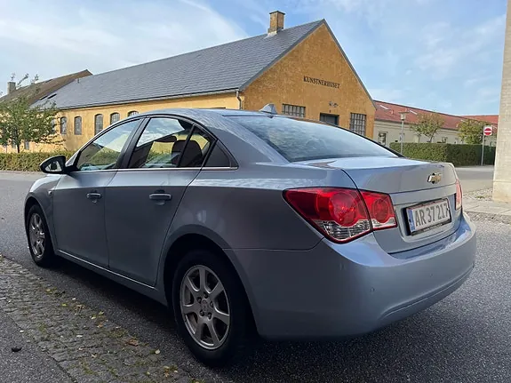 Chevrolet Cruze 2011 photo 5