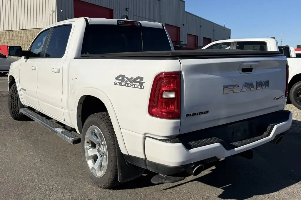 Ram 1500 2025 photo 2