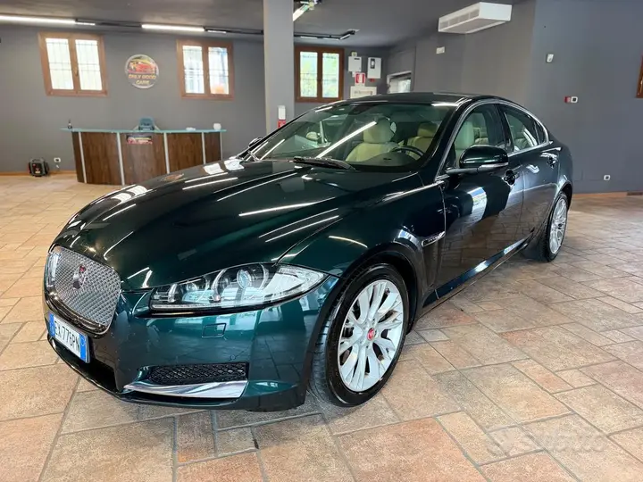 Jaguar Xf