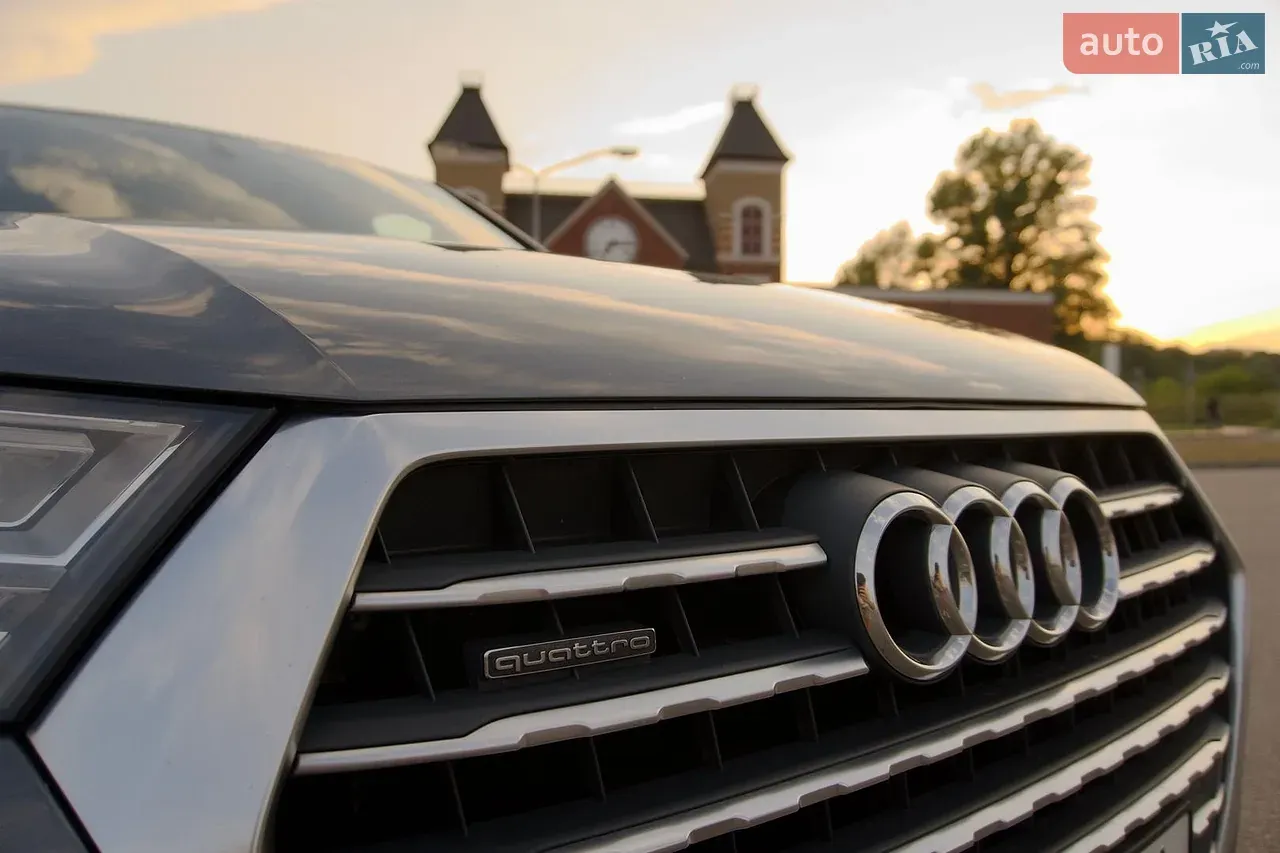 Audi Q7 2015 photo 4