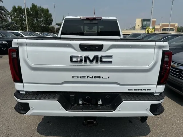 GMC Sierra 3500Hd 2026 photo 5