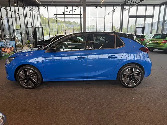 Opel Corsa E 2021 photo 2