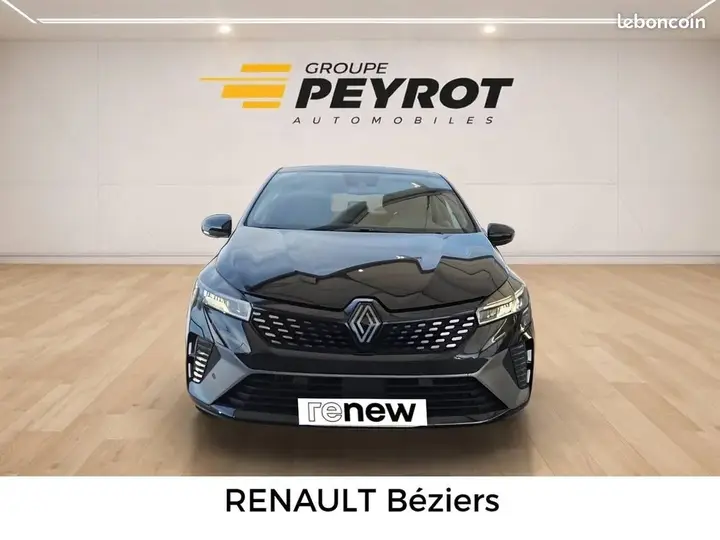 Renault Clio 2024 photo 2