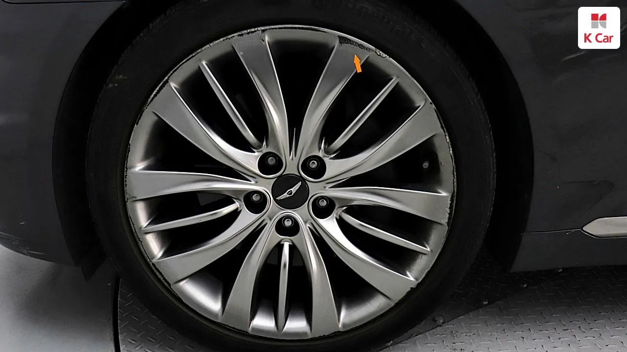 Genesis G80 2019 photo 5