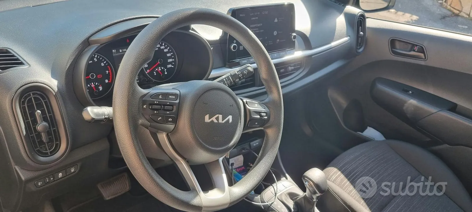Kia Picanto 2024 photo 5