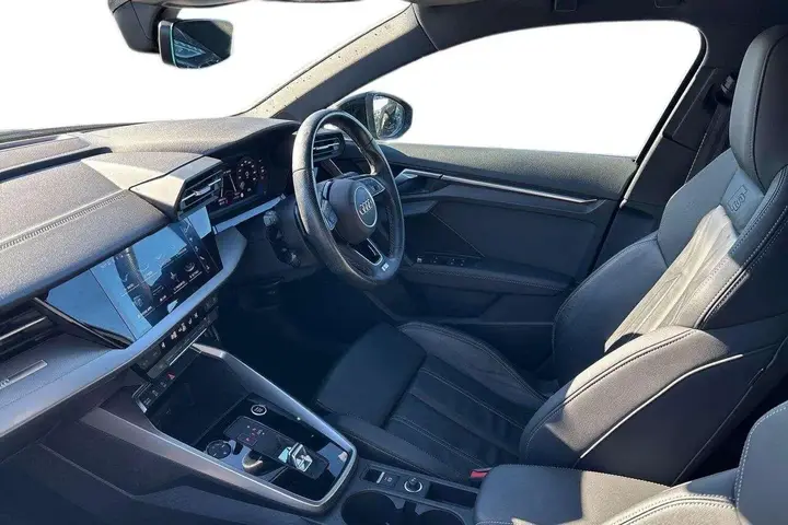 Audi A3 2021 photo 2