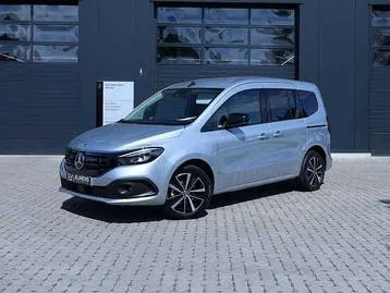 Mercedes-Benz Eqt