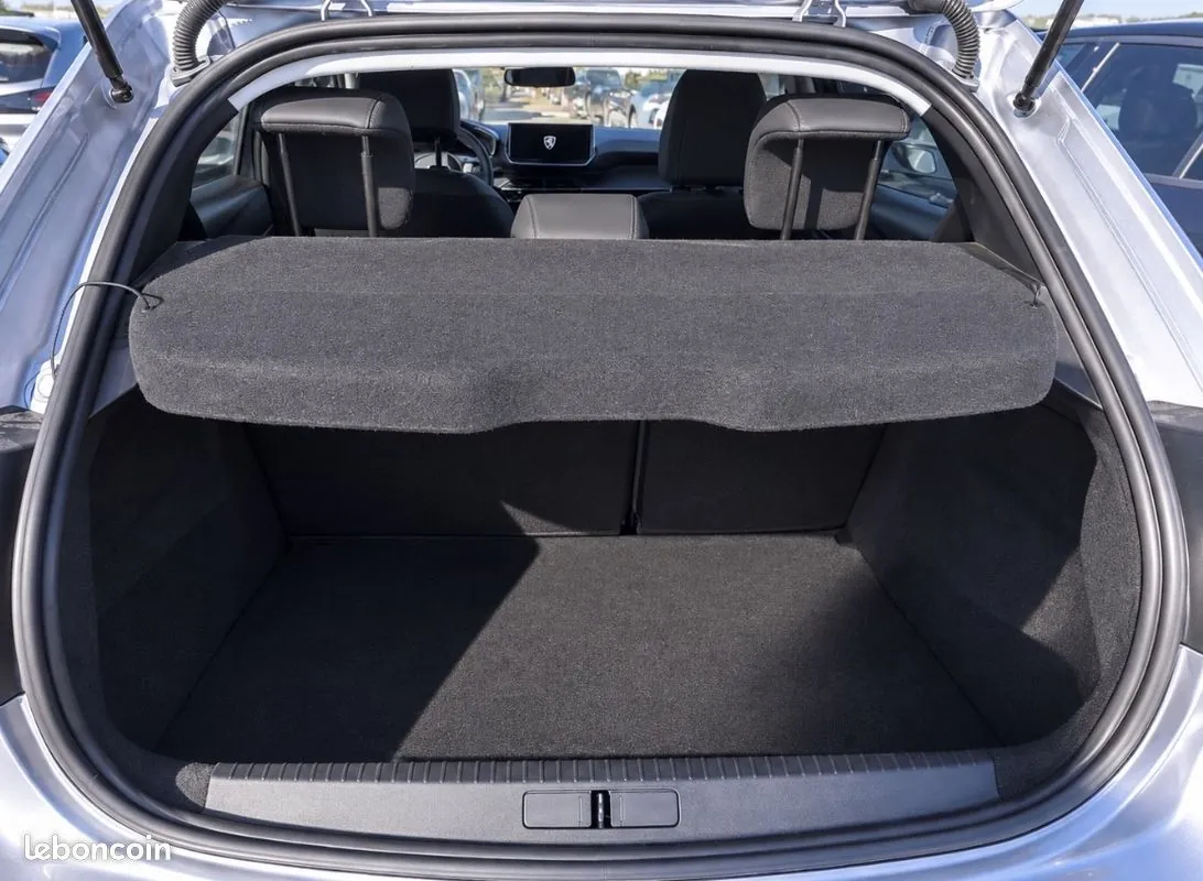 Peugeot 208 2025 photo 5