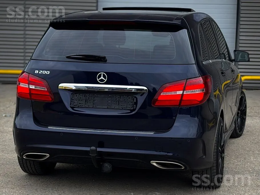 Mercedes-Benz B200 2016 photo 5